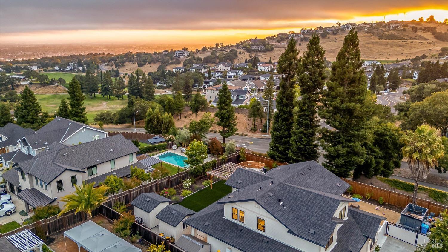 1990 Long Leaf Court Santa Rosa CA 95403