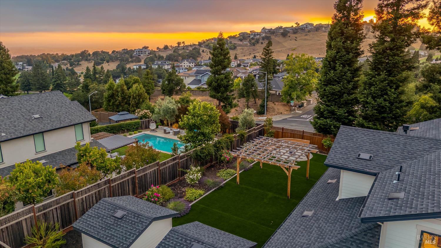 1990 Long Leaf Court Santa Rosa CA 95403
