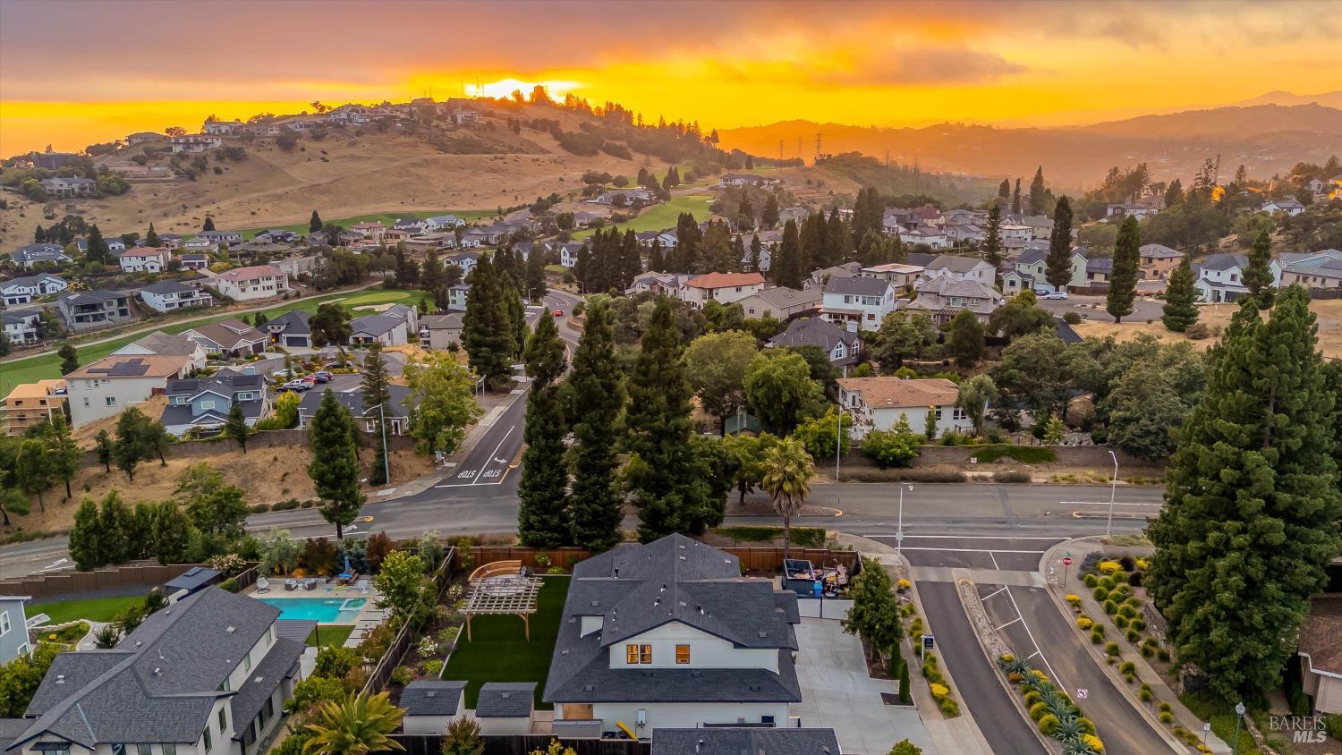 1990 Long Leaf Court Santa Rosa CA 95403