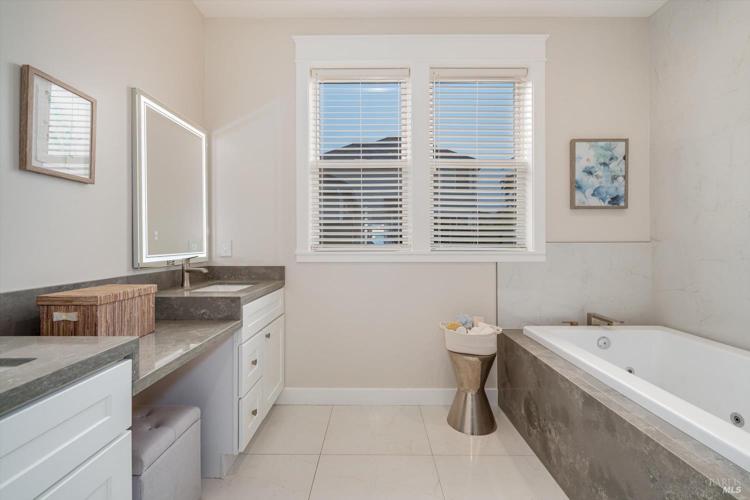 1990 Long Leaf Court Santa Rosa CA 95403