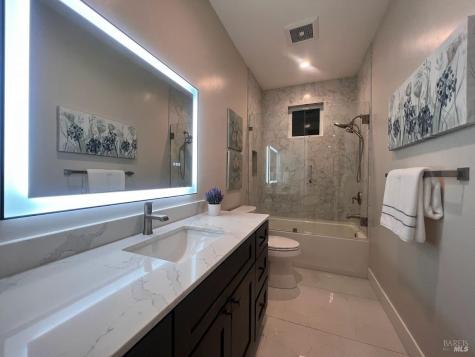 1990 Long Leaf Court Santa Rosa CA 95403