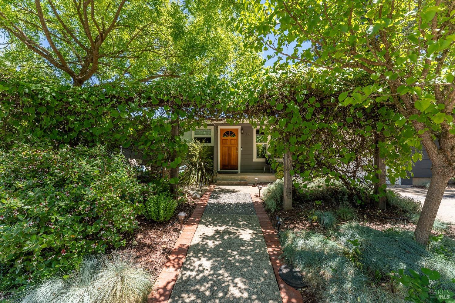 104 Mendocino Place Ukiah CA 95482
