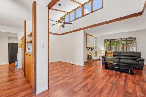 6644 Greenmeadow Drive Santa Rosa CA 95409