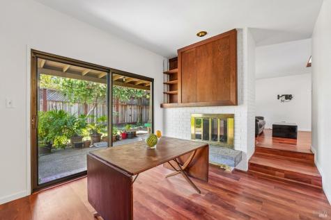 6644 Greenmeadow Drive Santa Rosa CA 95409