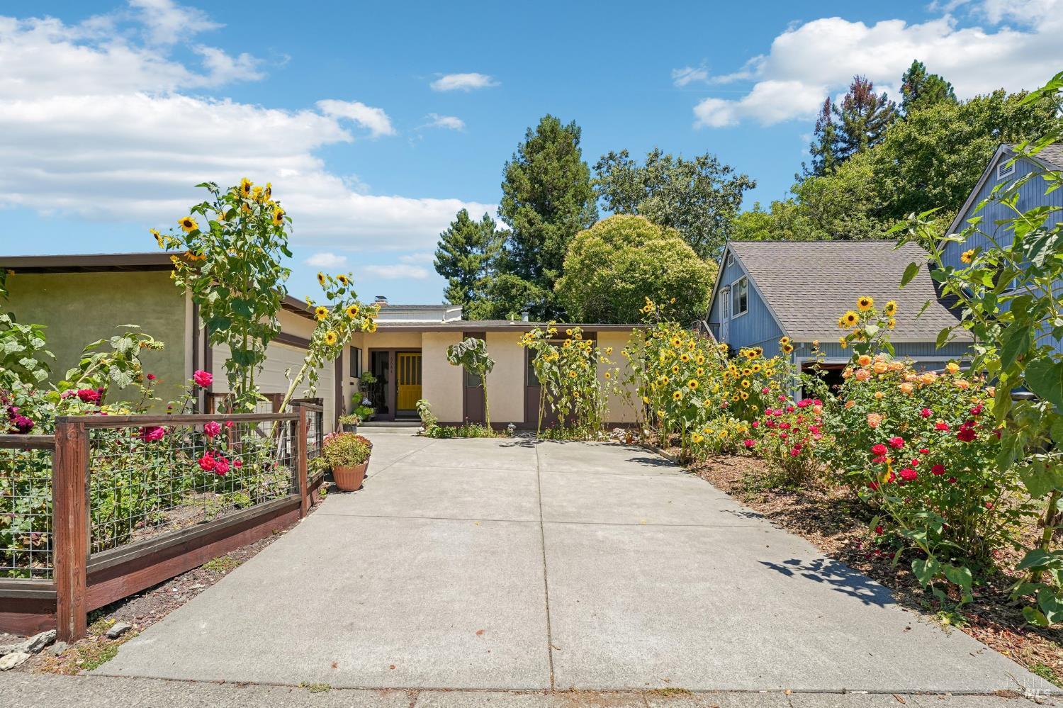 6644 Greenmeadow Drive Santa Rosa CA 95409