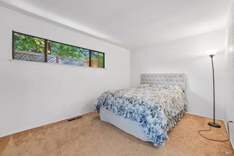 6644 Greenmeadow Drive Santa Rosa CA 95409