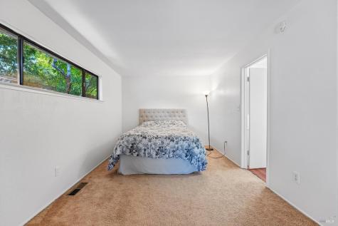 6644 Greenmeadow Drive Santa Rosa CA 95409