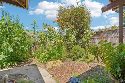 6644 Greenmeadow Drive Santa Rosa CA 95409