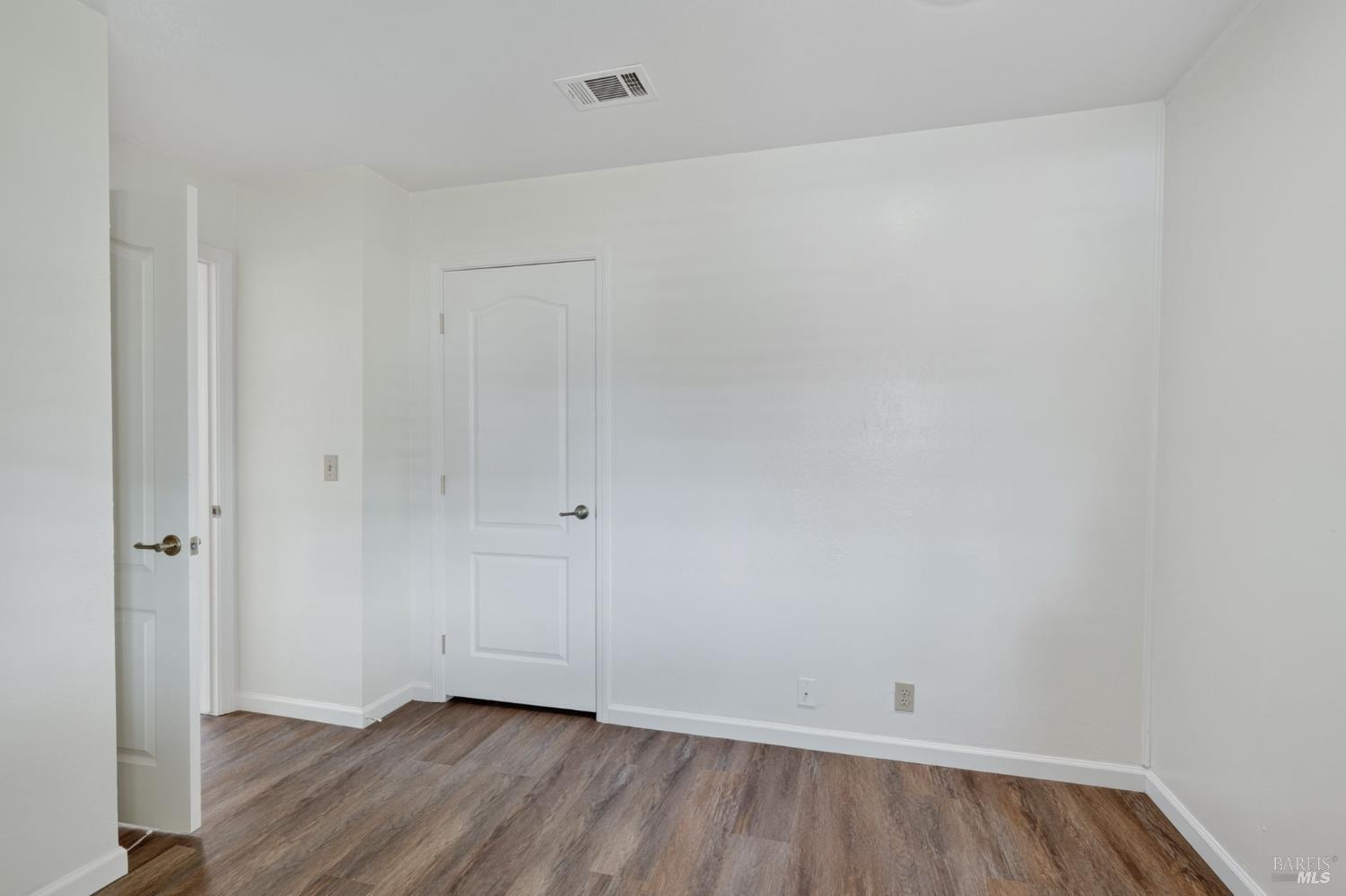 437 Valencia Lane Vacaville CA 95688