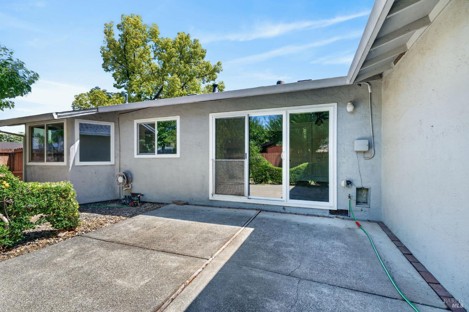 437 Valencia Lane Vacaville CA 95688