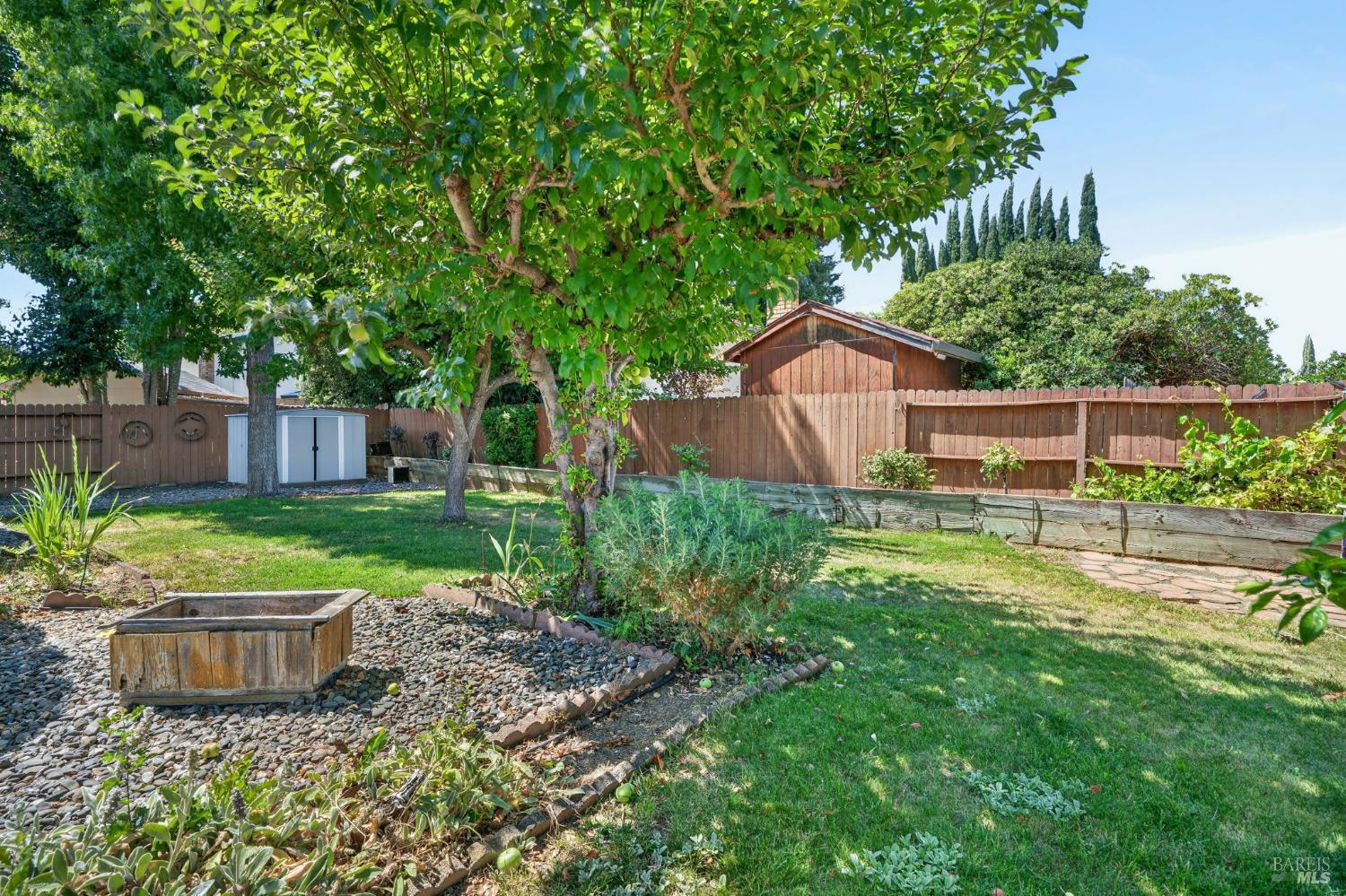 437 Valencia Lane Vacaville CA 95688