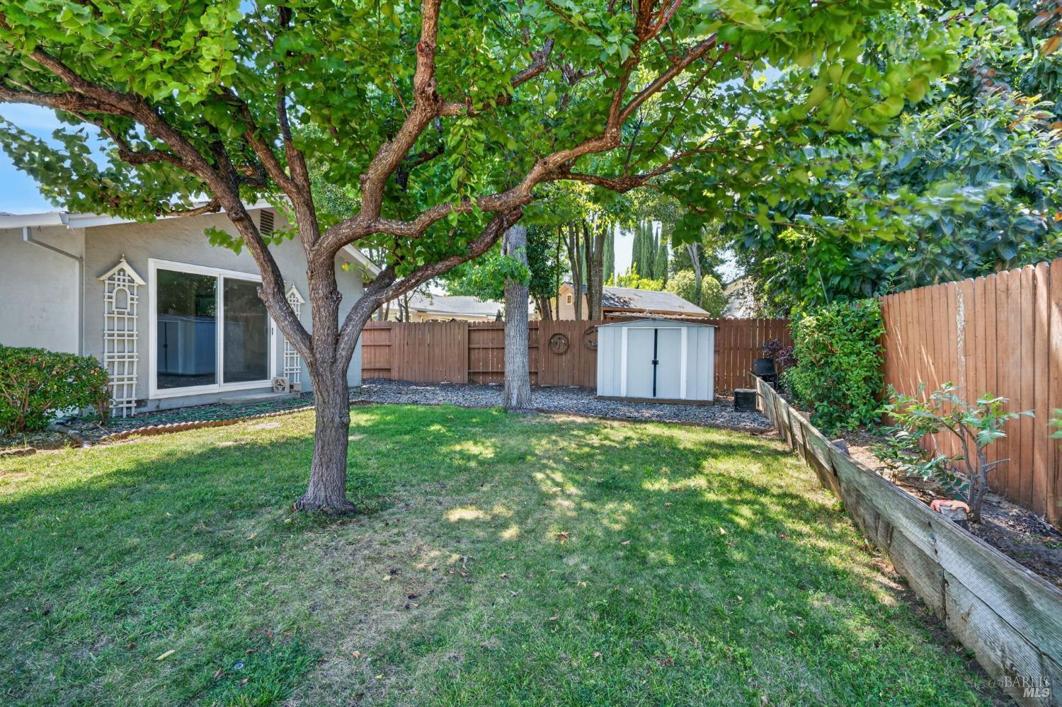 437 Valencia Lane Vacaville CA 95688
