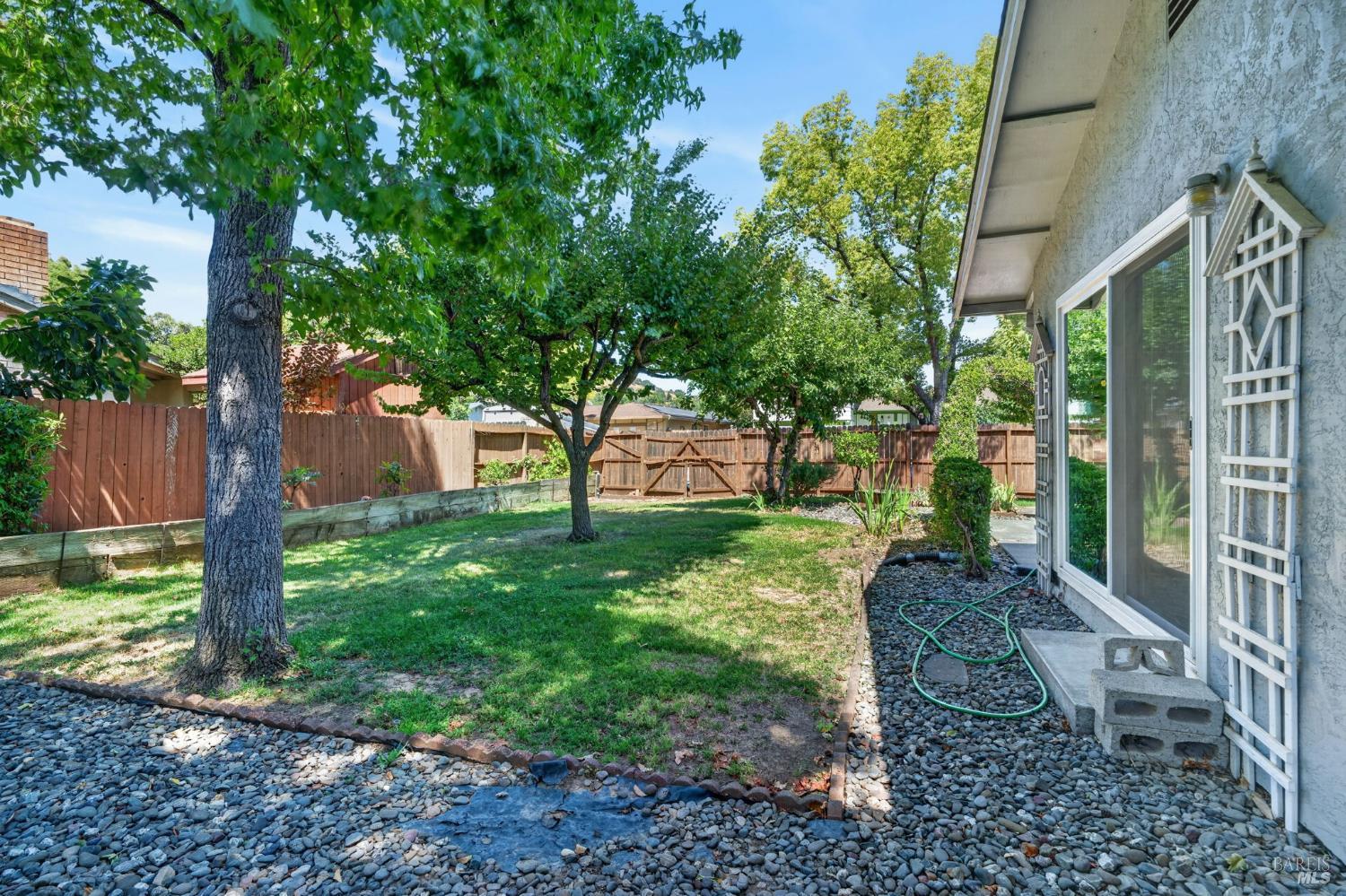 437 Valencia Lane Vacaville CA 95688
