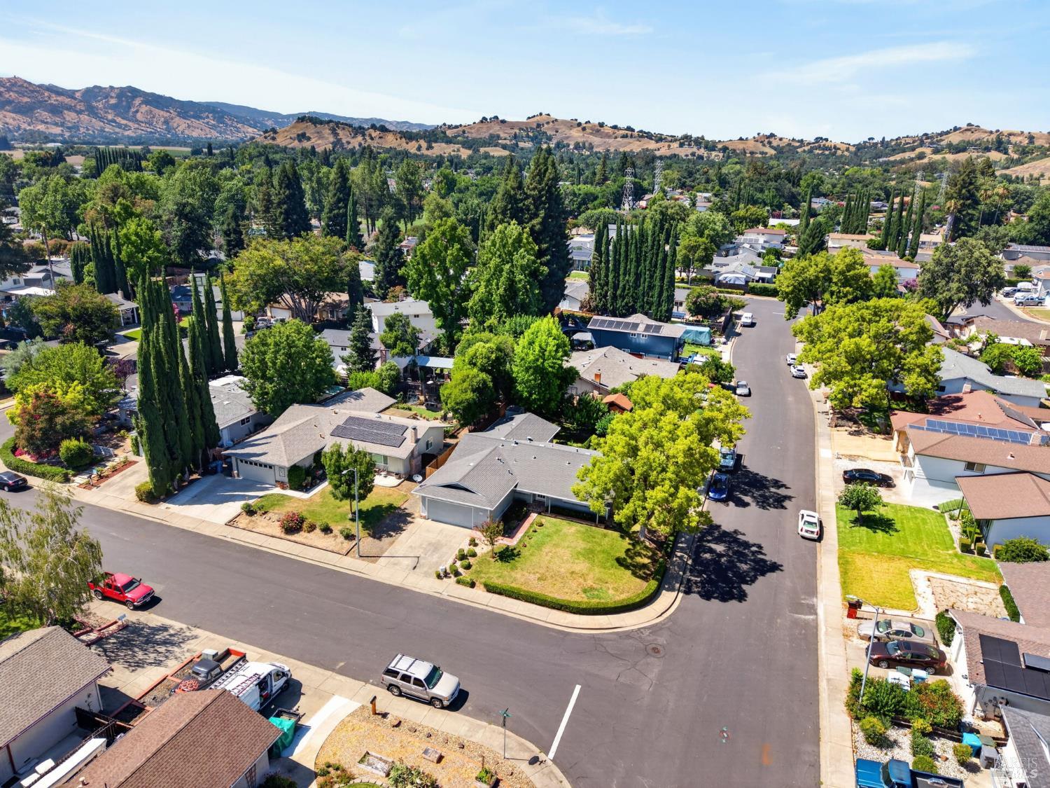 437 Valencia Lane Vacaville CA 95688