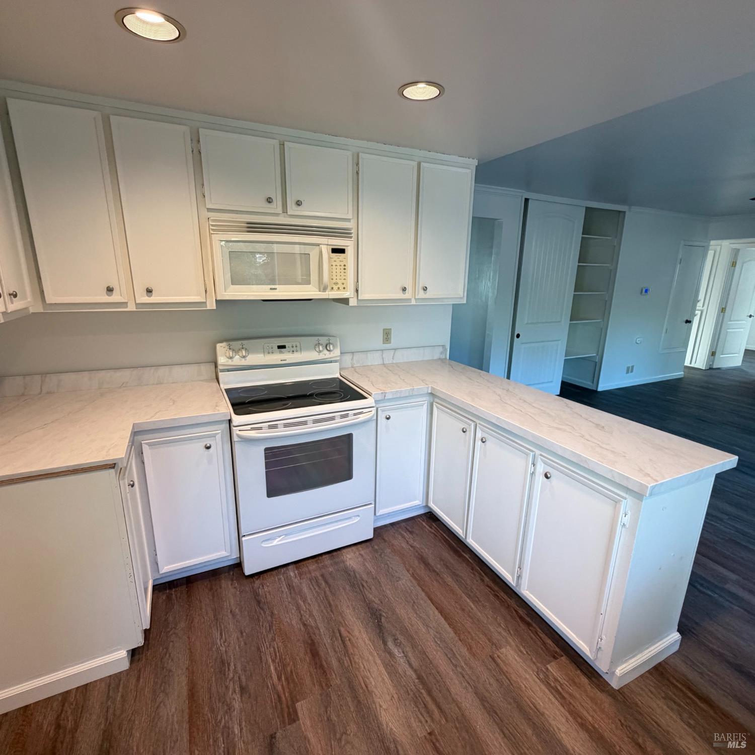 437 Valencia Lane Vacaville CA 95688
