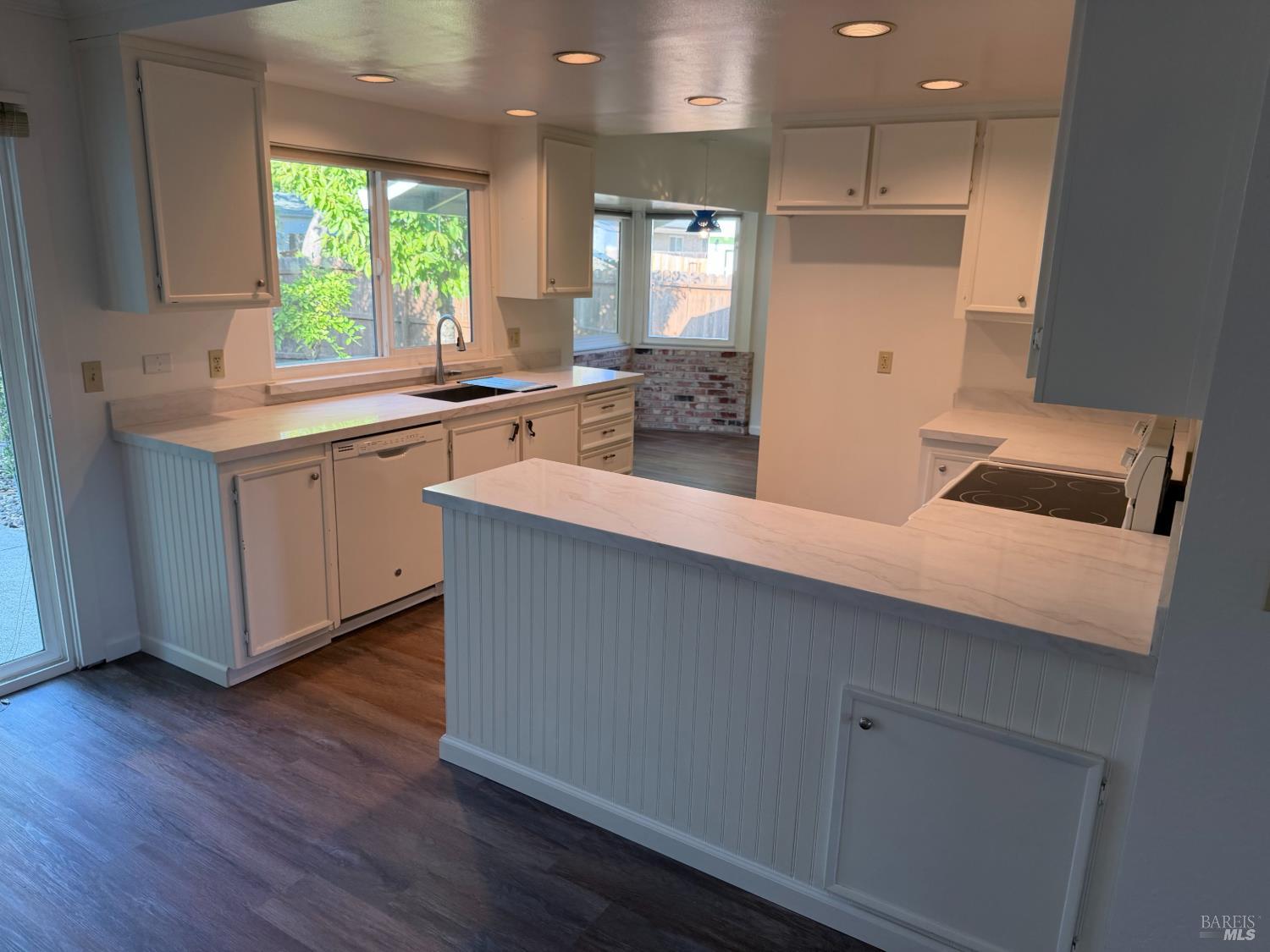 437 Valencia Lane Vacaville CA 95688