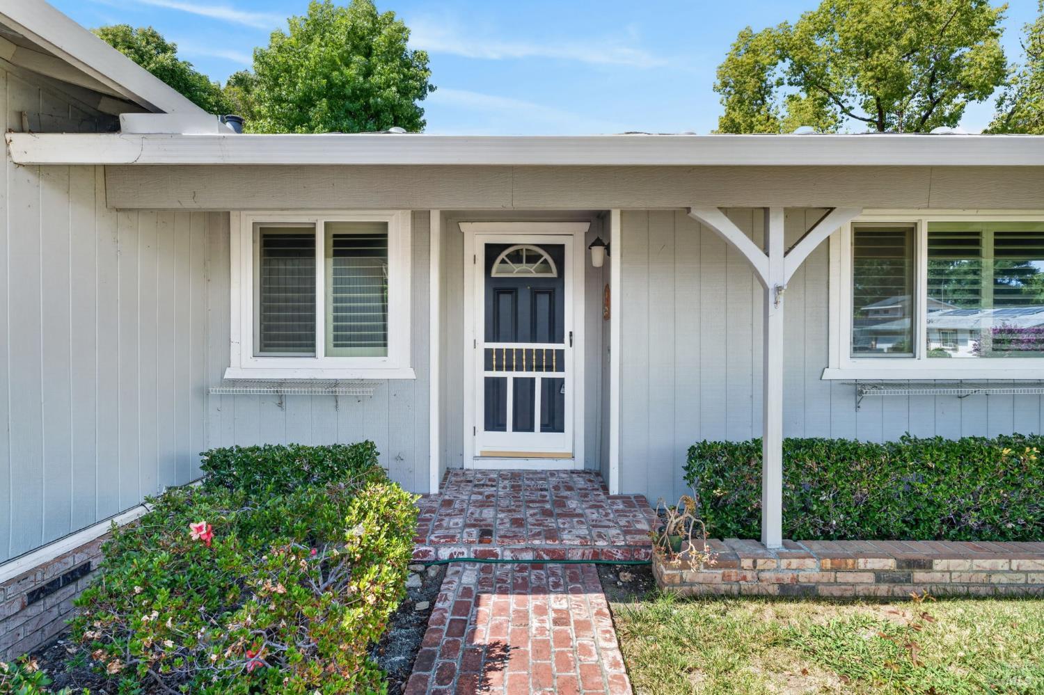437 Valencia Lane Vacaville CA 95688