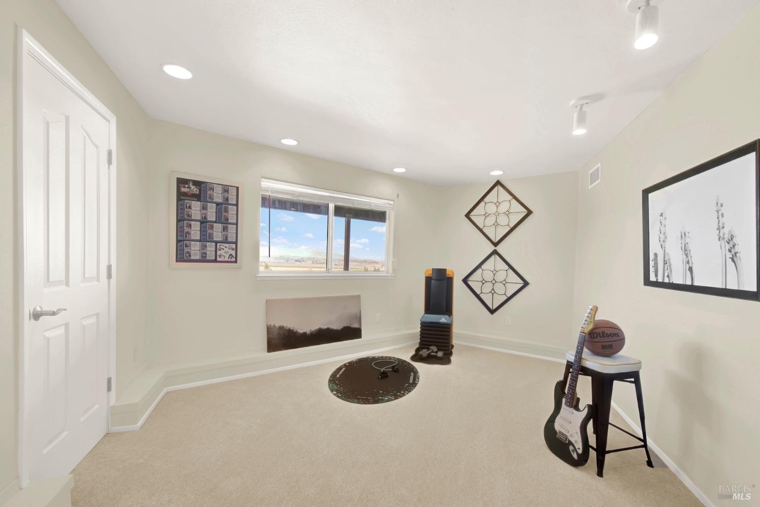 8560 Holmes Lane Winters CA 95694
