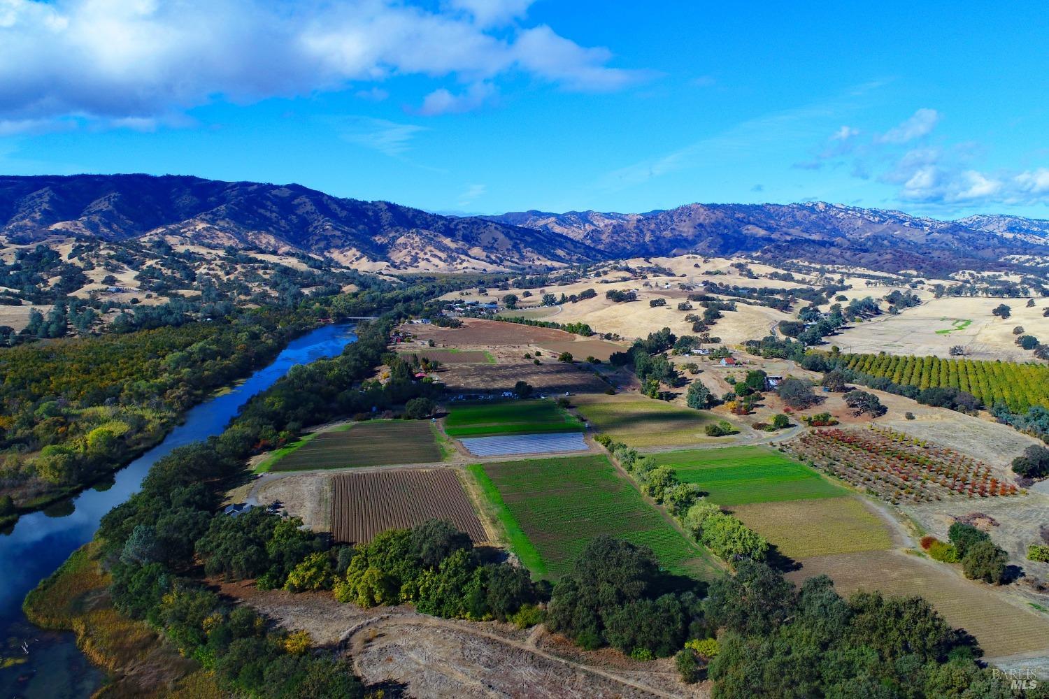 8560 Holmes Lane Winters CA 95694