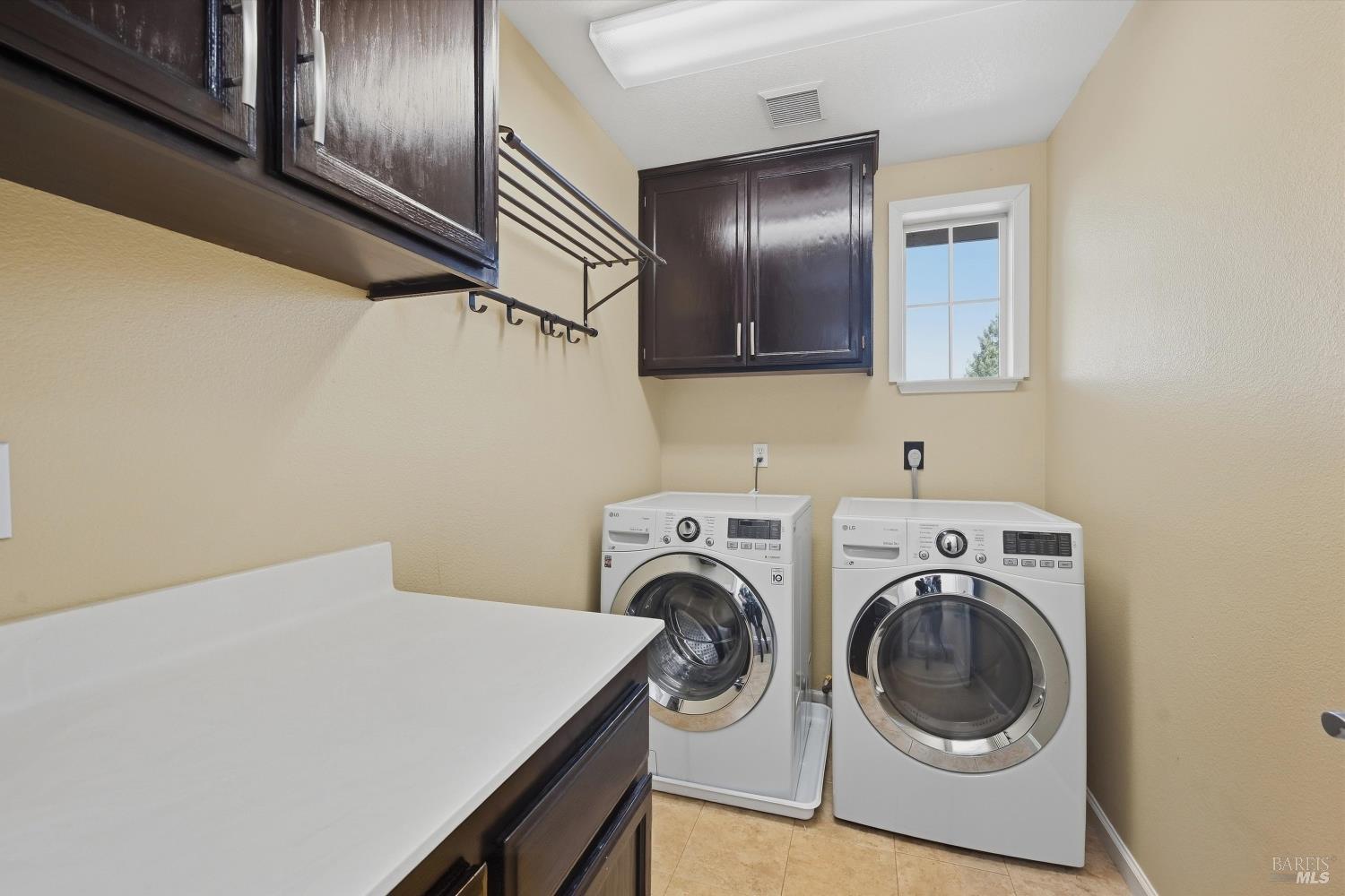 7648 12th Hole Drive Windsor CA 95492