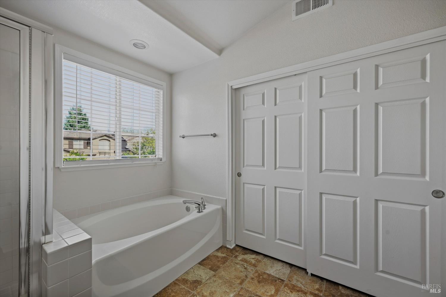 7648 12th Hole Drive Windsor CA 95492