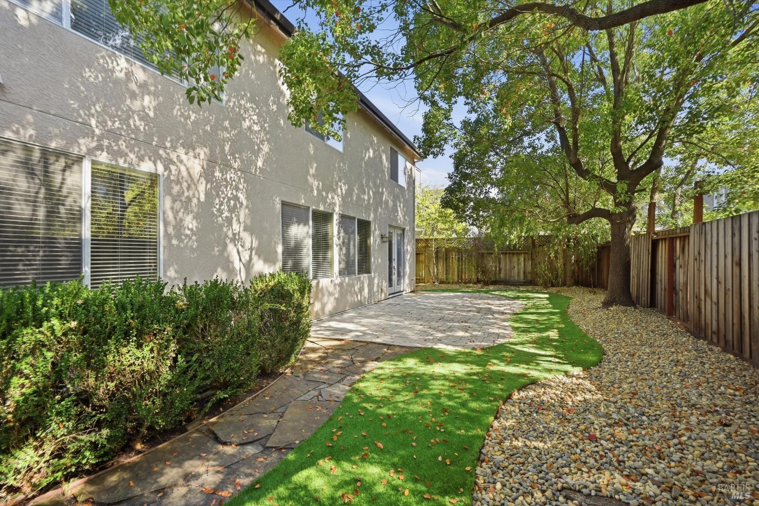 7648 12th Hole Drive Windsor CA 95492