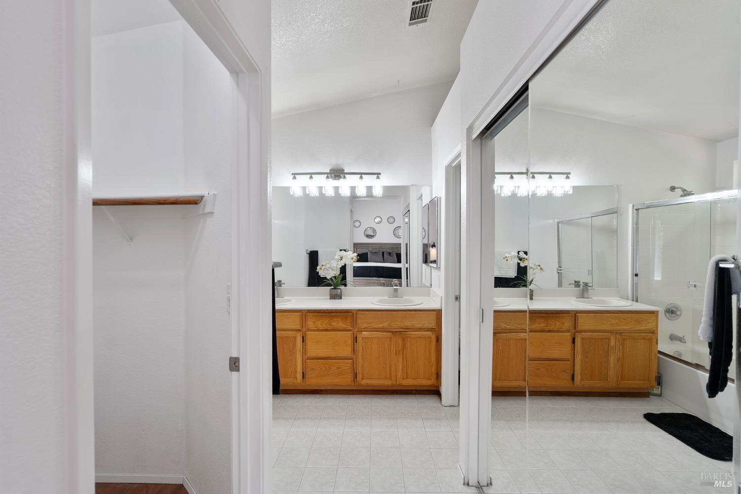 181 Carnival Court Vallejo CA 94589