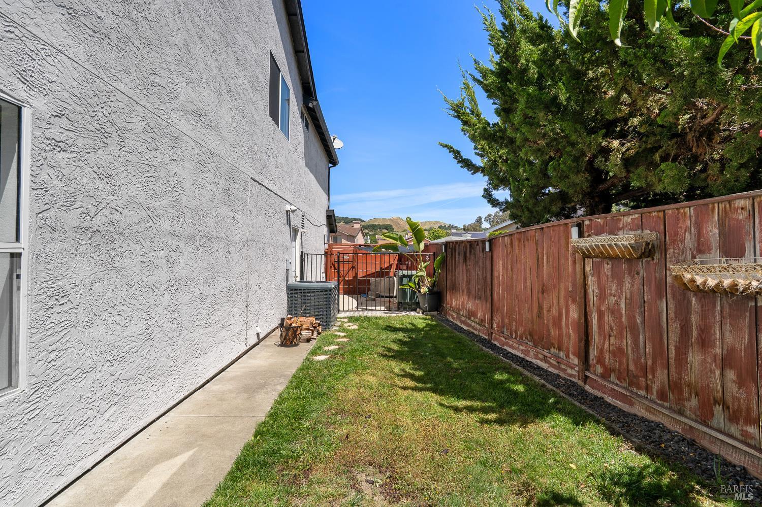 181 Carnival Court Vallejo CA 94589