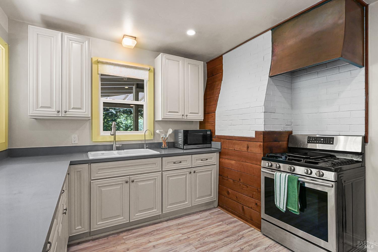 14229 Old Cazadero Road Guerneville CA 95446
