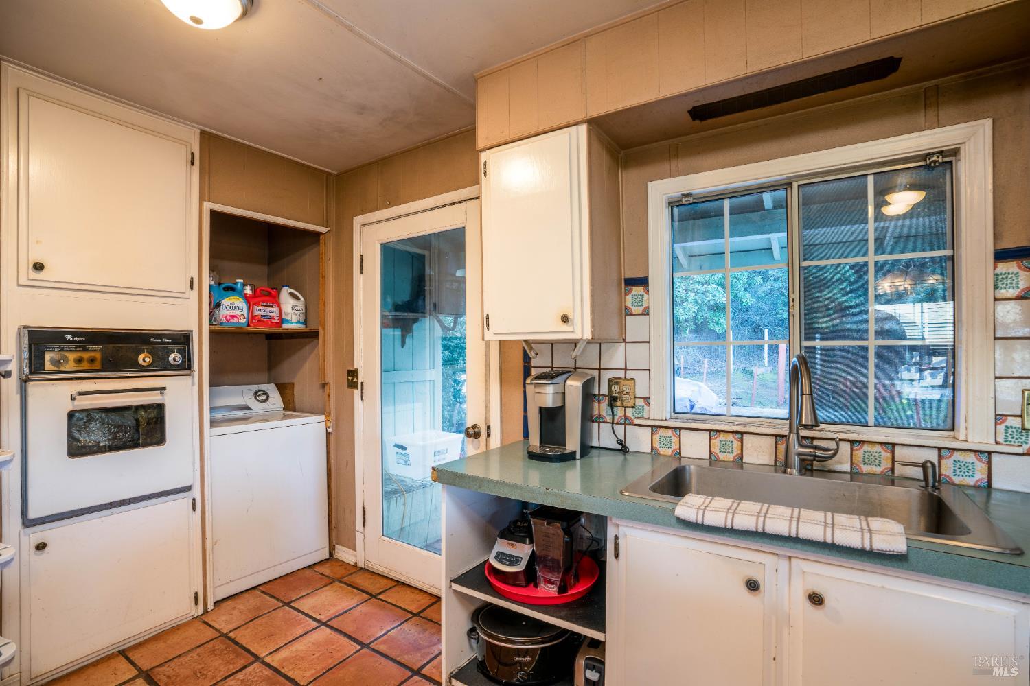 8451 Highway 175 Hopland CA 95449