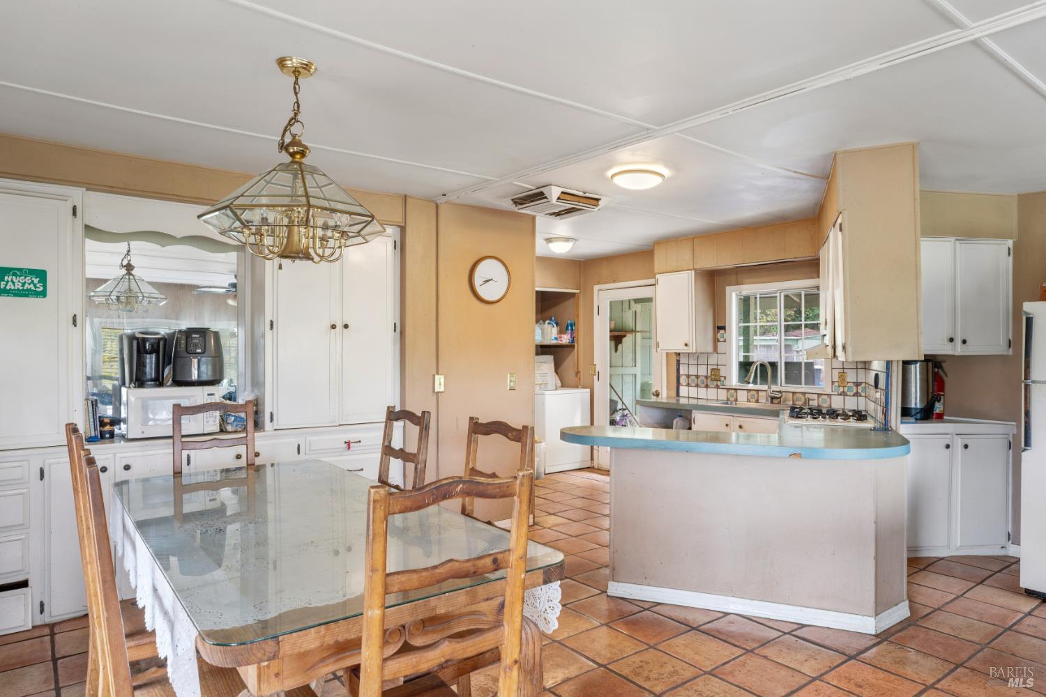 8451 Highway 175 Hopland CA 95449