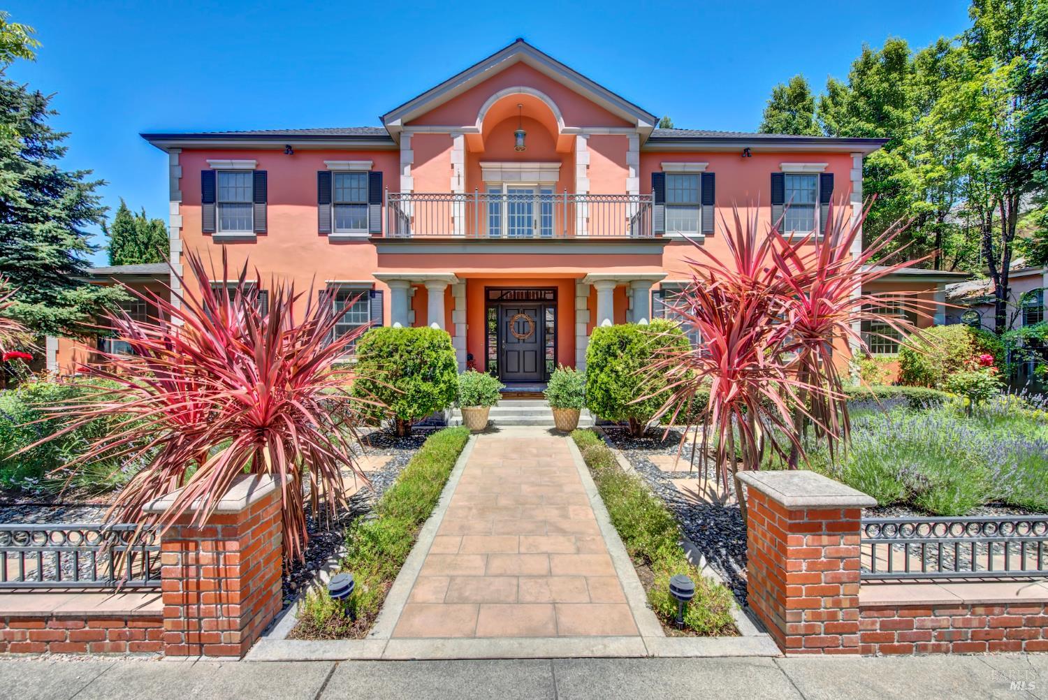 2 Remington Court Napa CA 94558