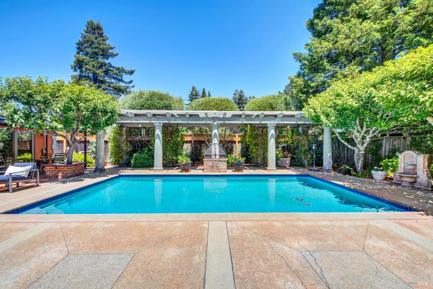 2 Remington Court Napa CA 94558