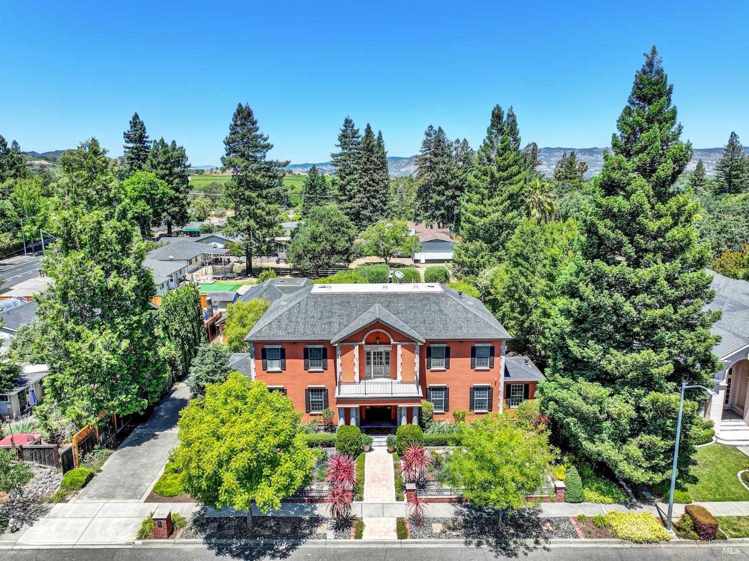 2 Remington Court Napa CA 94558