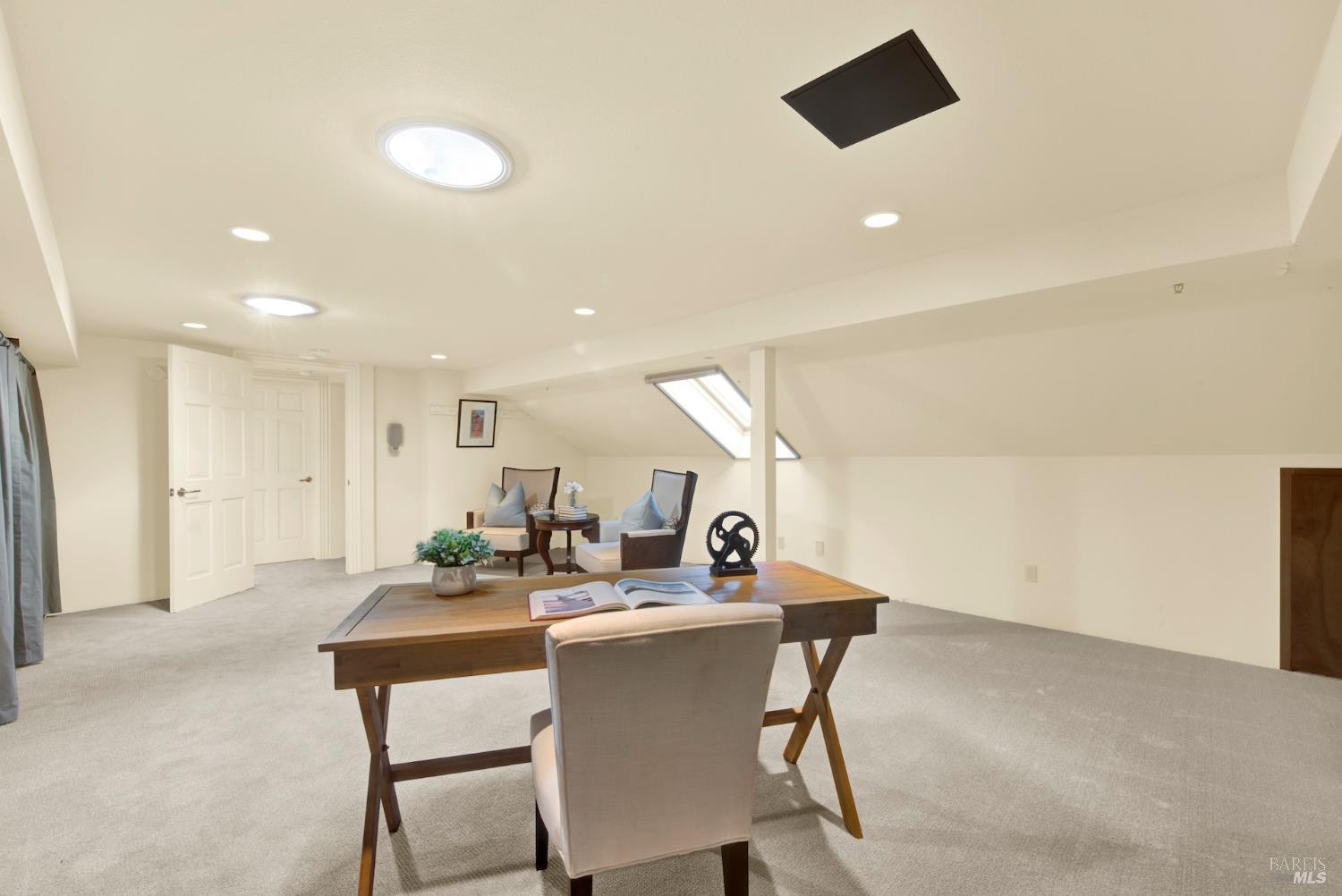 2 Remington Court Napa CA 94558