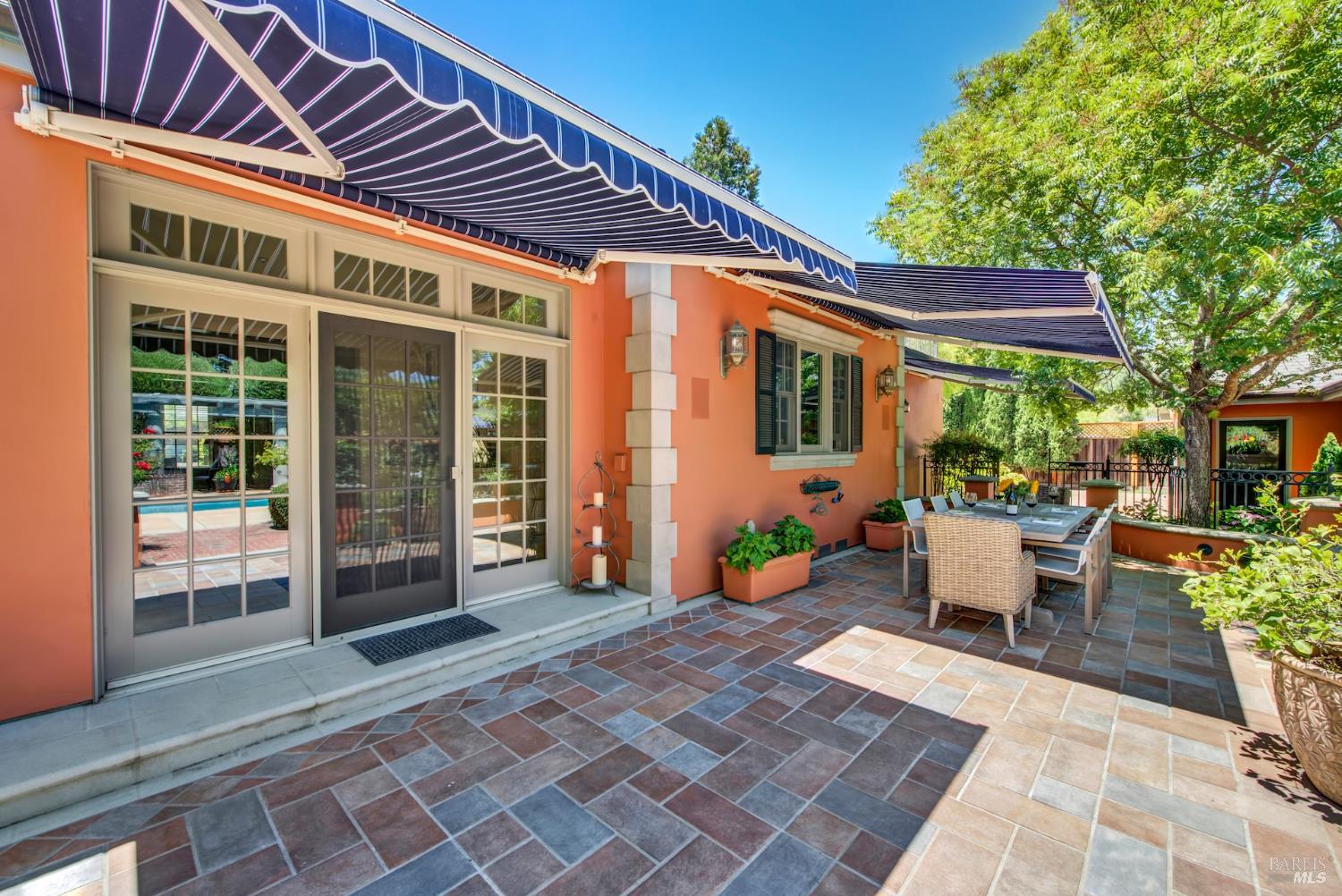 2 Remington Court Napa CA 94558