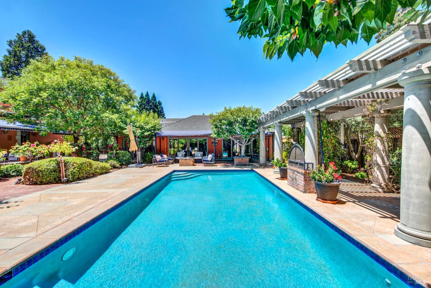 2 Remington Court Napa CA 94558