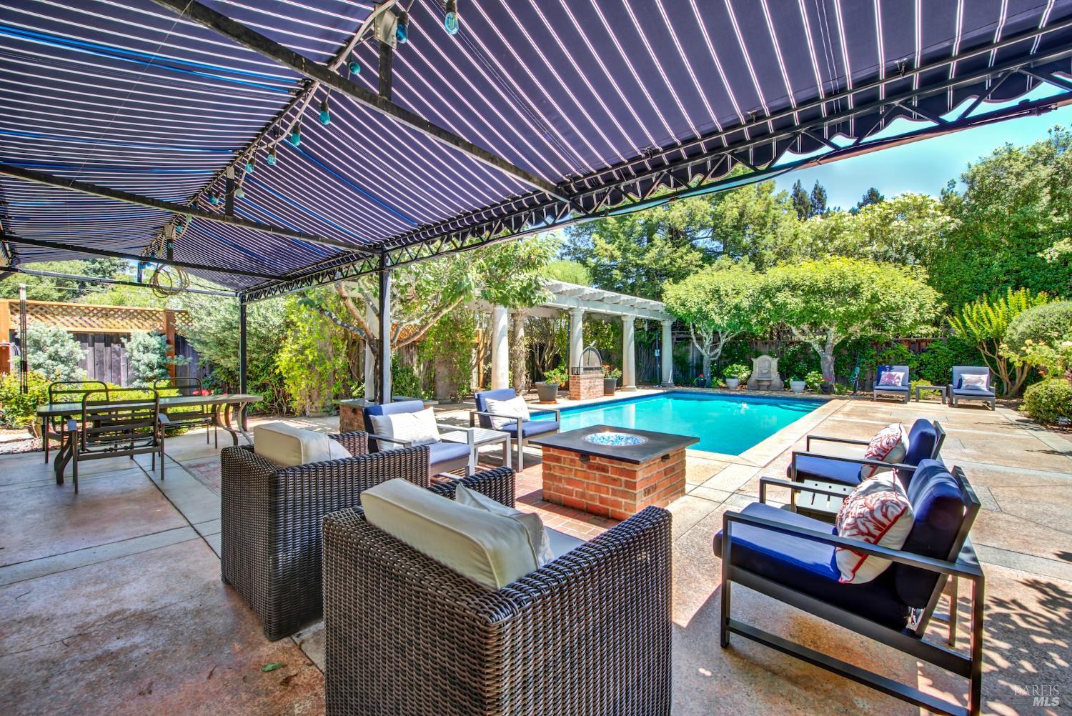 2 Remington Court Napa CA 94558