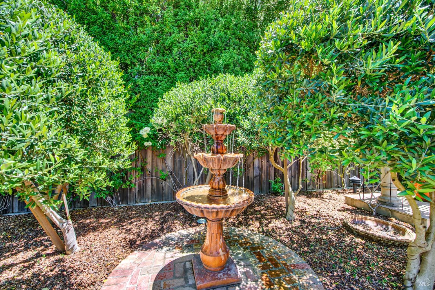 2 Remington Court Napa CA 94558