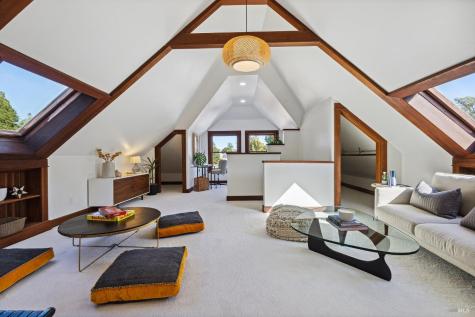 1375 Gossage Avenue Petaluma CA 94952