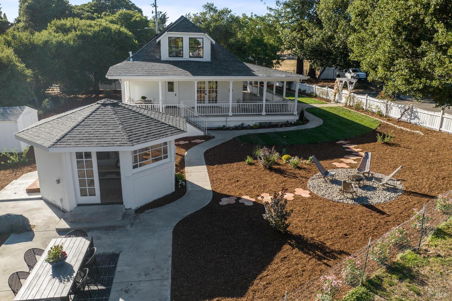 1375 Gossage Avenue Petaluma CA 94952