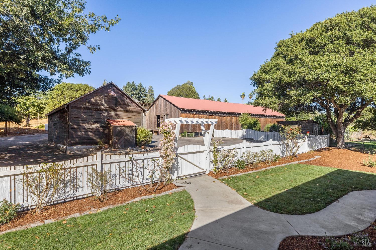 1375 Gossage Avenue Petaluma CA 94952