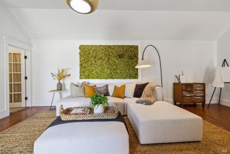 1375 Gossage Avenue Petaluma CA 94952