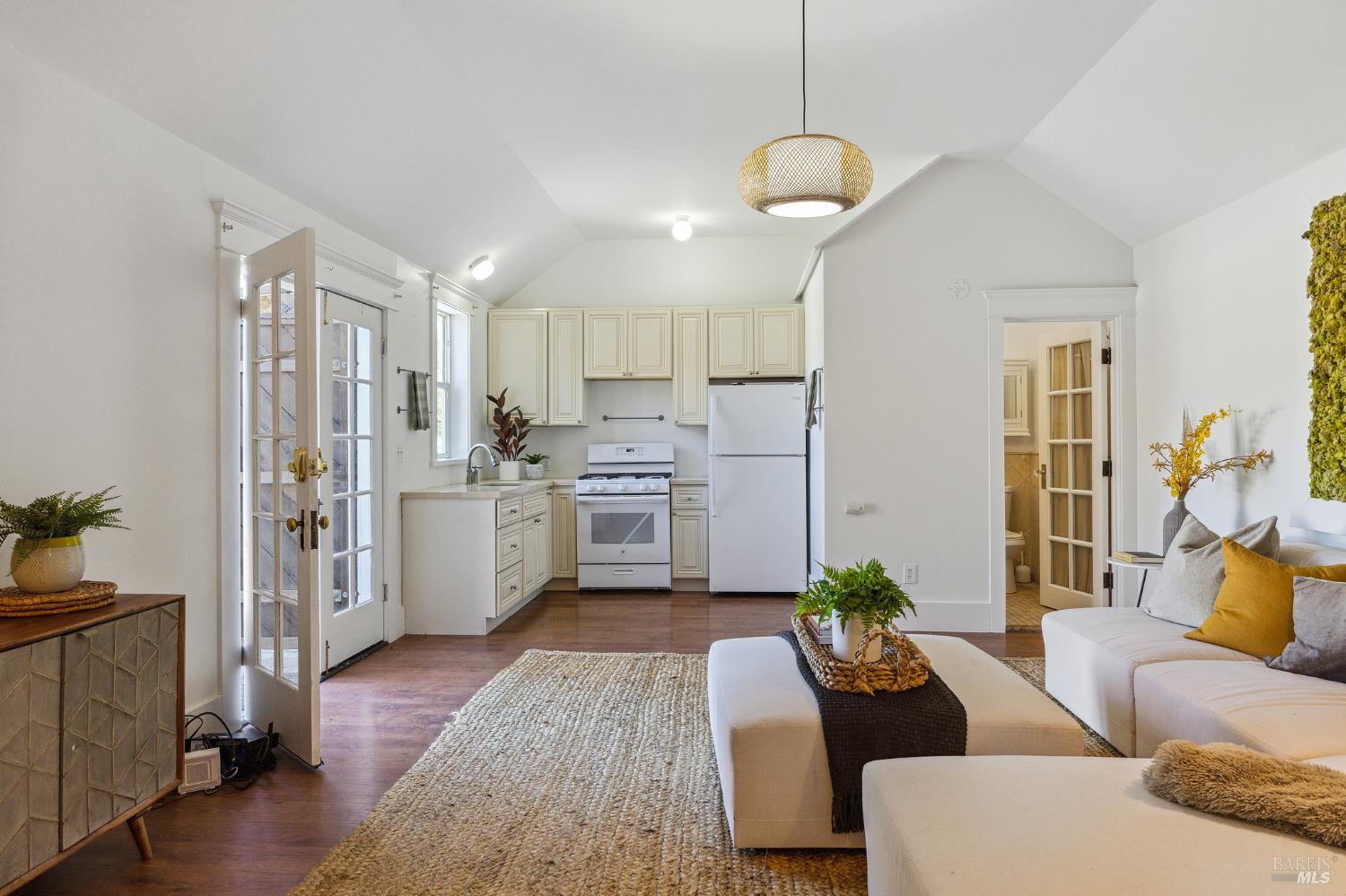 1375 Gossage Avenue Petaluma CA 94952