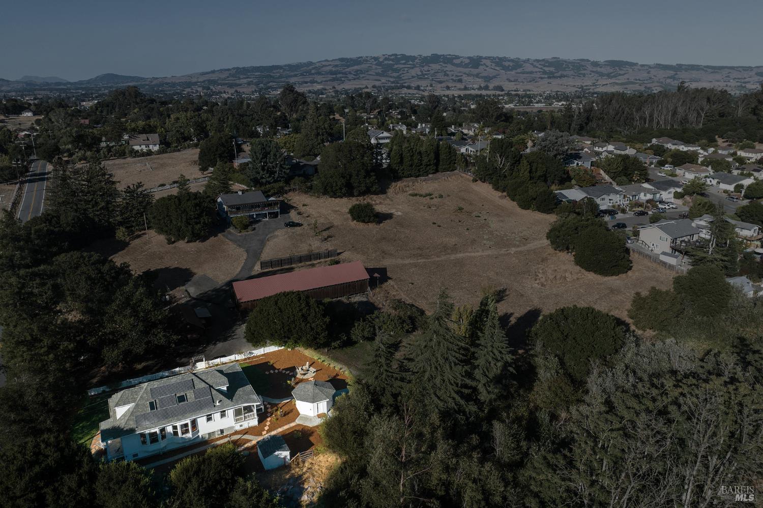 1375 Gossage Avenue Petaluma CA 94952