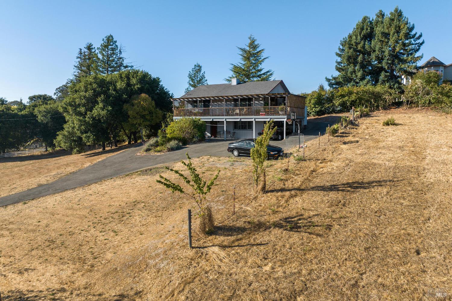 1375 Gossage Avenue Petaluma CA 94952
