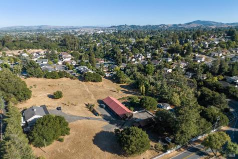 1375 Gossage Avenue Petaluma CA 94952