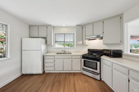1375 Gossage Avenue Petaluma CA 94952