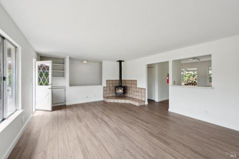 1375 Gossage Avenue Petaluma CA 94952