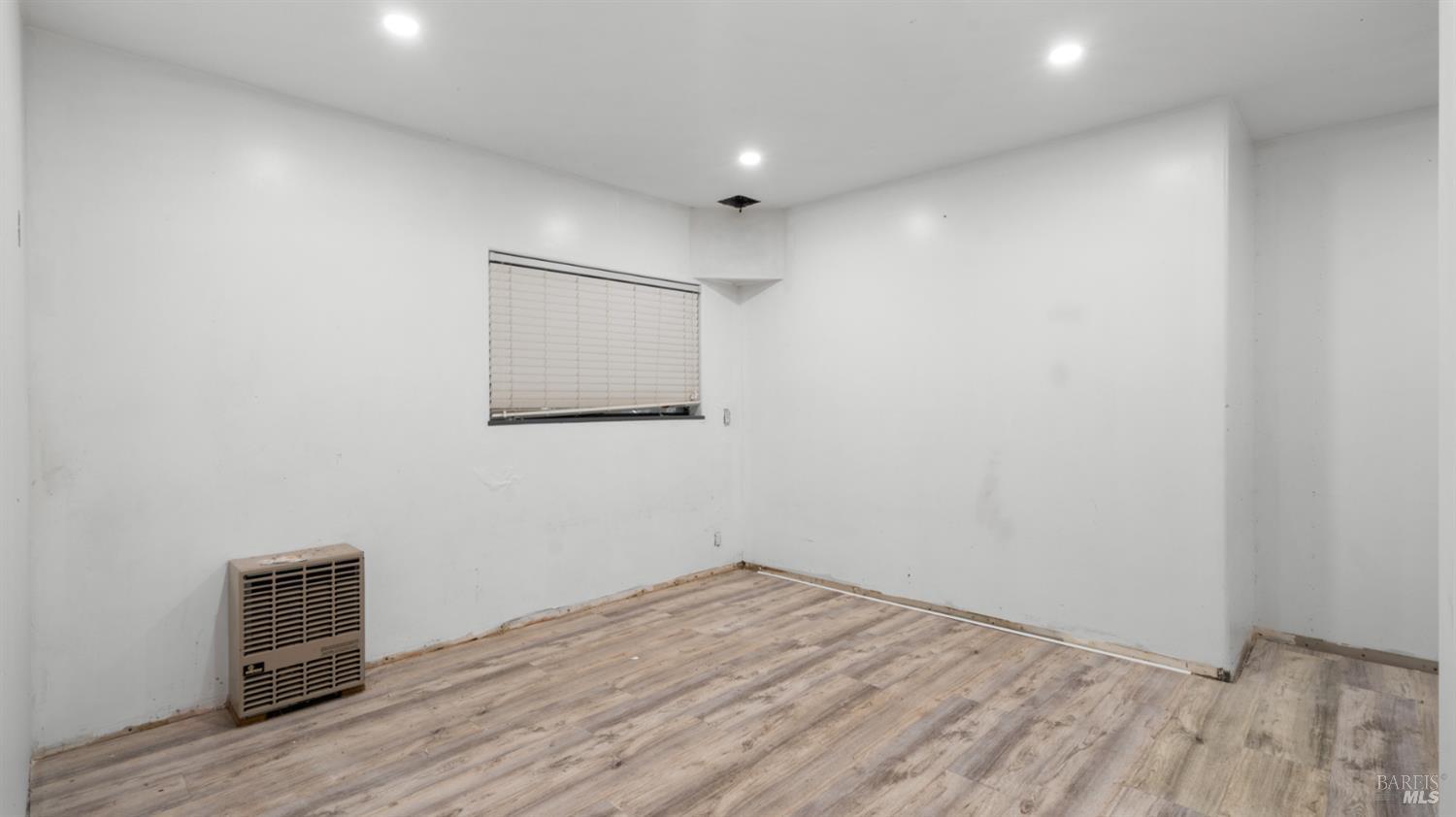 11144 Ice Box Canyon Road Forestville CA 95436
